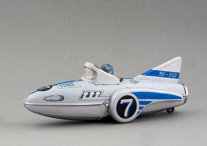 Металлическая инерционная игрушка: Спортивный автомобиль MF-742 с пилотом. Б.м., б.г. [1970-е].