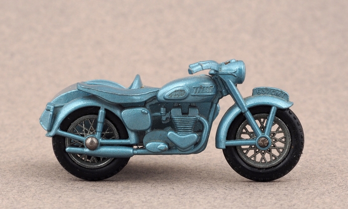 Коллекционная миниатюрная модель мотоцикла из серии «Matchbox Series» (№ 4). Великобритания: А Моко Lesney, до 1959 года.