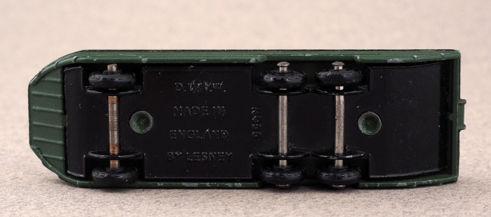 Коллекционная миниатюрная модель бронемашины из серии «Matchbox Series» (№ 55). Великобритания: a Lesney, 1960-е гг.