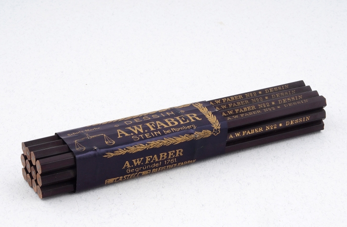 [Целая дюжина] Упаковка карандашей «A.W. Faber». Нюрнберг, нач. ХХ в.